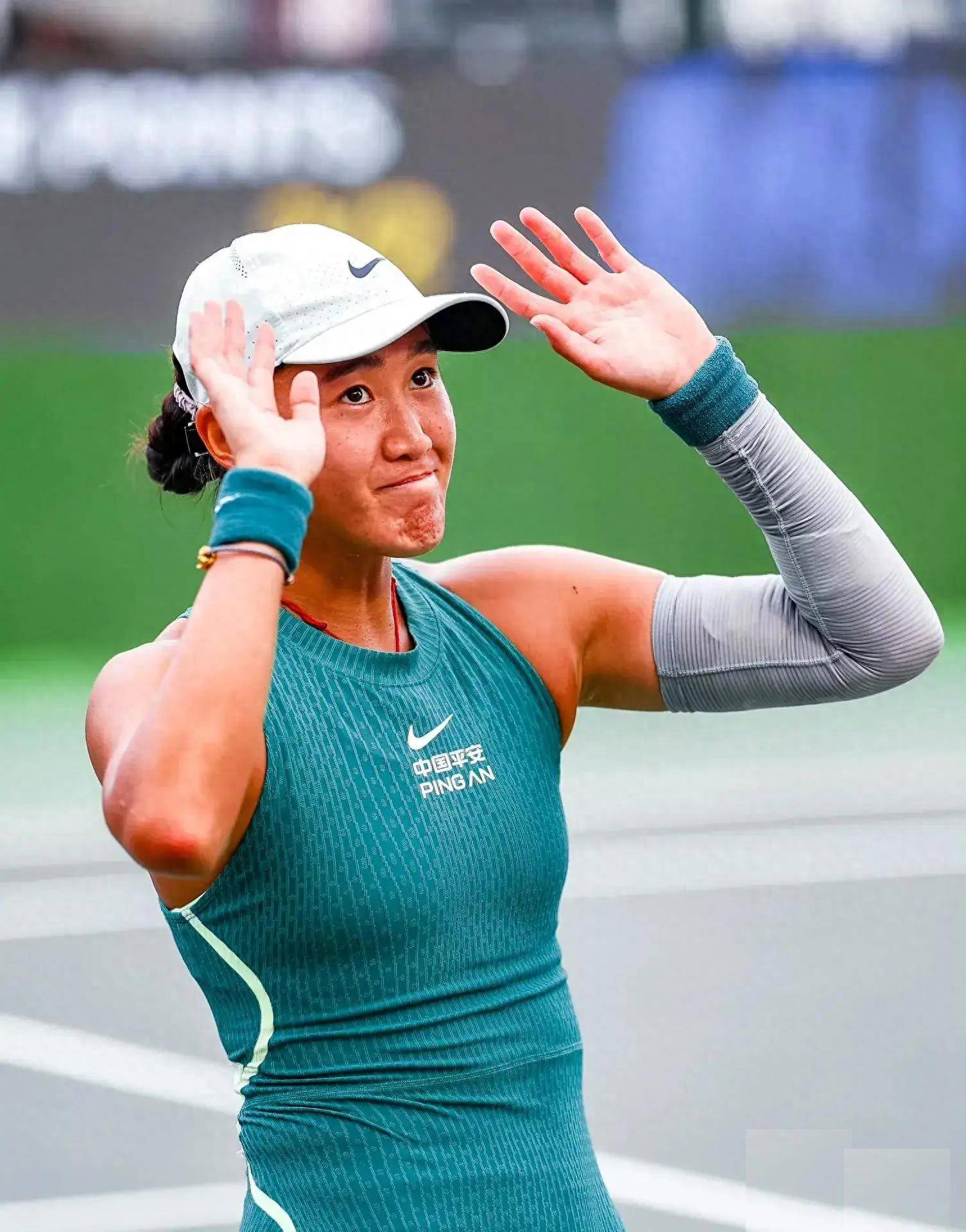 关于遭遇雨战的球队艰难获胜，表现出色的信息